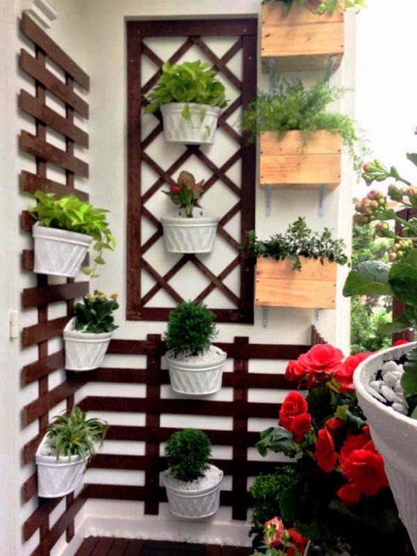Mẫu giàn tường treo hoa – 04 Mẫu giàn tường treo hoa – 04